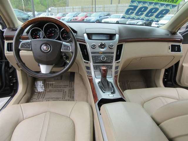 2010 Cadillac CTS AWD 3.0L V6 Luxury 4dr Sedan